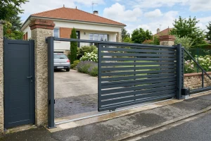 distance piliers clôture 3m